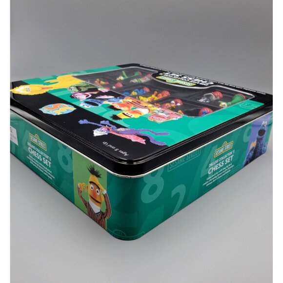 Vintage 35th Anniversary Sesame Street Chess Set - Picture 5 of 6